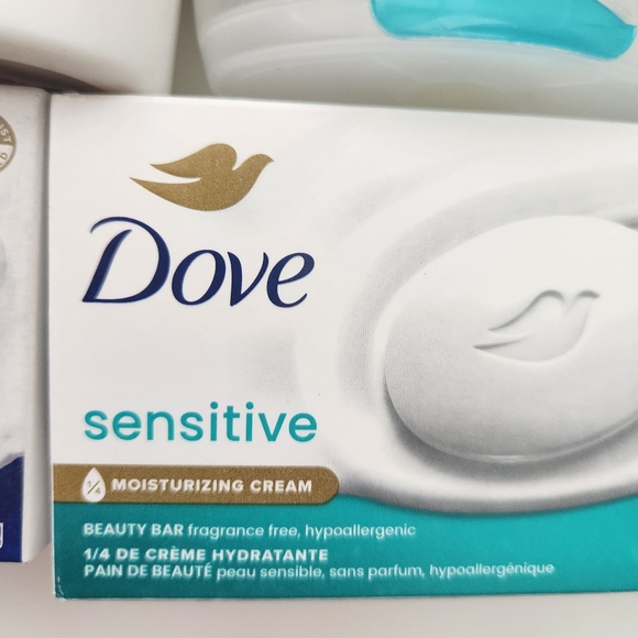 Dove Daily Moisture Hair Care Set and Dove Beauty Bar Soap - Picture 4 of 6